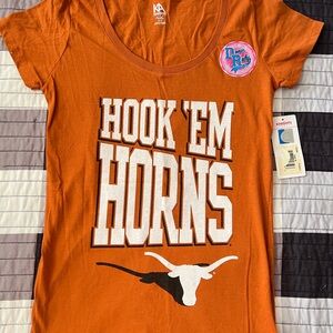 Knights Apparel Orange Texas Hook 'Em Horns Tee Women’s size M NWT